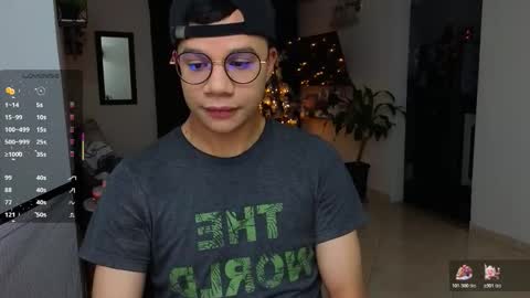 Snapshot of im_marco chatting on 12-20-25, 02:51 Marco online show from 12-20-25, 02:51