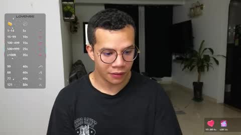 Snapshot of im_marco chatting on 02-20-26, 04:20 Marco online show from 02-20-26, 04:20