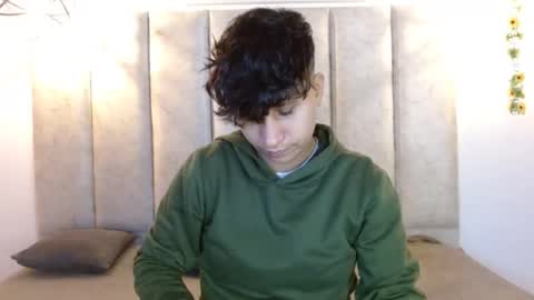 milan online show from 10-12-25, 03:38