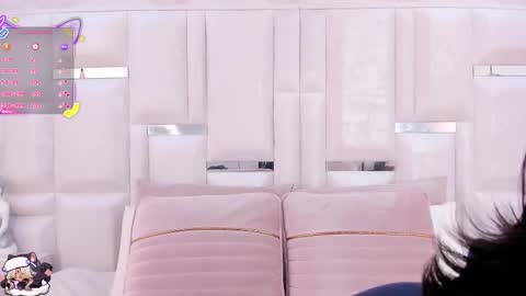 Moly  online show from 09-27-25, 08:47