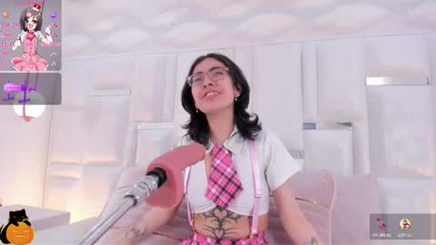 Moly  online show from 10-18-25, 09:15