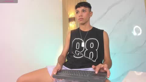im_sebaslopez online show from 12-24-24, 05:13
