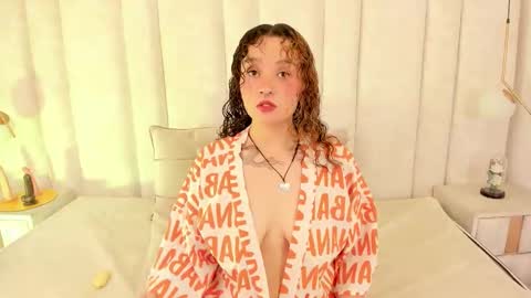 Tara Black online show from 12-23-25, 04:32