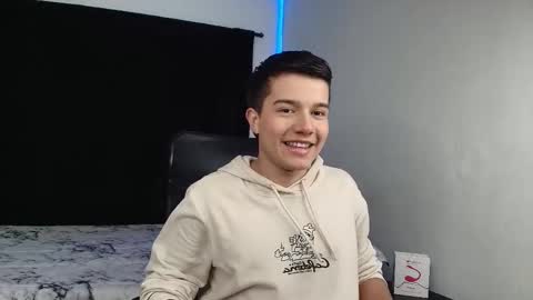 Snapshot of im_tommyrosse chatting on 10-28-25, 08:33 im_tommyrosse online show from 10-28-25, 08:33