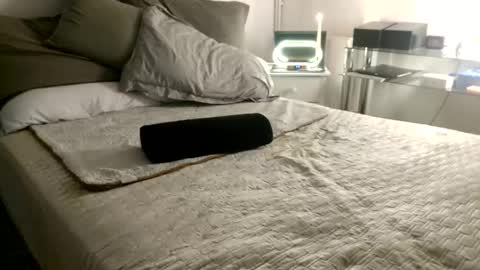 Im yourxtoy online show from 02-15-26, 05:31