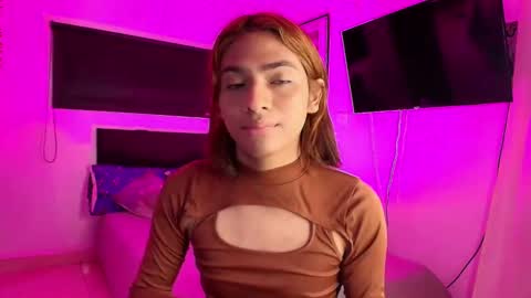 Snapshot of imgerver chatting on 11-28-25, 01:03 GERVE online show from 11-28-25, 01:03