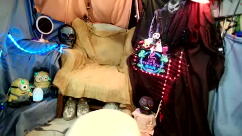 JJ online show from 11-08-25, 07:19