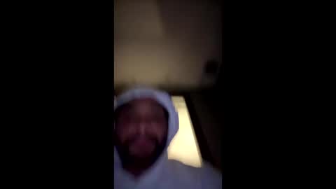 imlightskn online show from 11-17-25, 03:56