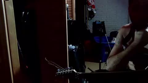 Snapshot of imoff_0119 chatting on 03-18-26, 02:04 imoff_0119 online show from 03-18-26, 02:04