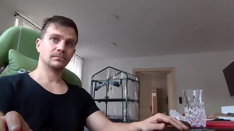 Snapshot of imperat0rp chatting on 02-20-25, 04:14 imperat0rp online show from 02-20-25, 04:14