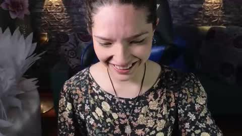 Karen  online show from 10-17-25, 07:38