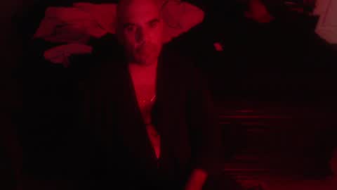 Snapshot of imthatfnguy chatting on 12-17-24, 03:06 I use to be imeverythingandnothing online show from 12-17-24, 03:06