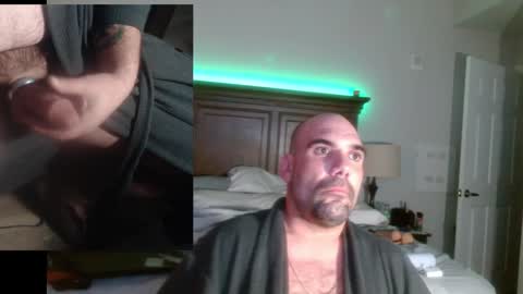 Snapshot of imthatfnguy chatting on 12-29-24, 06:45 I use to be imeverythingandnothing online show from 12-29-24, 06:45