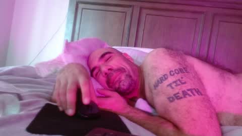 Snapshot of imthatfnguy chatting on 12-29-24, 02:21 I use to be imeverythingandnothing online show from 12-29-24, 02:21