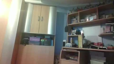 Snapshot of in_my_restless_dreams chatting on 01-07-26, 11:40 Lost In The Fog online show from 01-07-26, 11:40