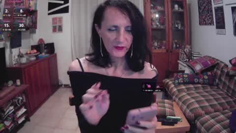 Snapshot of in_the_mood_for_you_maybe chatting on 12-11-24, 11:43 Vanessa online show from 12-11-24, 11:43