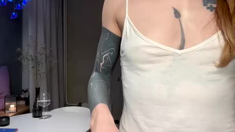 Snapshot of inaccessibles chatting on 10-12-25, 12:26 oksana online show from 10-12-25, 12:26