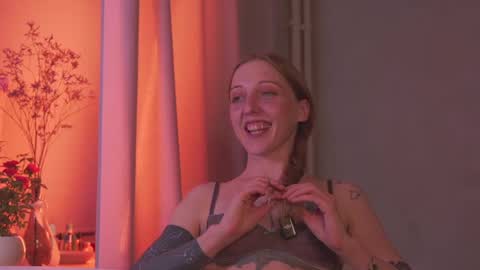 Snapshot of inaccessibles chatting on 10-19-25, 05:02 oksana online show from 10-19-25, 05:02