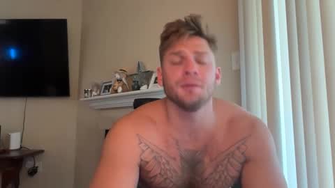 Snapshot of inamate93 chatting on 10-07-25, 04:04 Inmate1993 online show from 10-07-25, 04:04