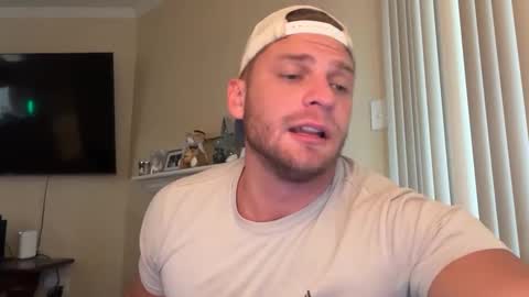 Snapshot of inamate93 chatting on 10-09-25, 05:33 Inmate1993 online show from 10-09-25, 05:33