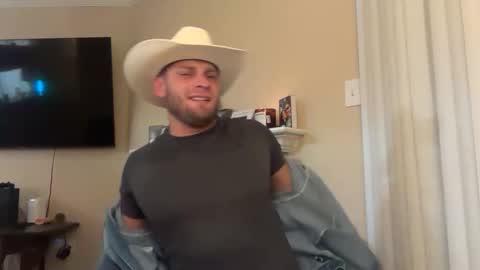 Snapshot of inamate93 chatting on 11-05-25, 02:33 Inmate1993 online show from 11-05-25, 02:33