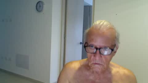 Snapshot of incendiado chatting on 09-13-25, 10:59 incendiado online show from 09-13-25, 10:59