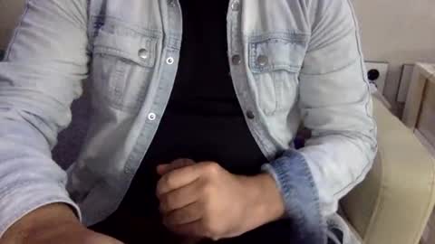 Inchesofhappiness7 online show from 11-10-25, 12:59