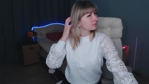 incredible_ariela online show from 12-18-24, 10:51