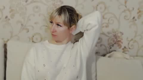 incredible_ariela online show from 01-02-25, 02:24