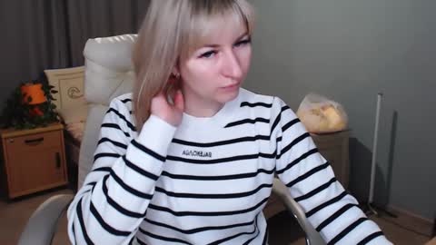 incredible_ariela online show from 01-11-25, 11:45