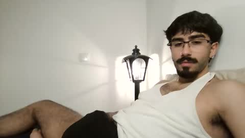 Snapshot of incubusszz chatting on 11-18-25, 03:23 incubus online show from 11-18-25, 03:23