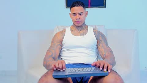 Snapshot of independent_project chatting on 10-07-25, 08:33 Jacobo online show from 10-07-25, 08:33