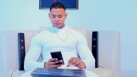 Snapshot of independent_project chatting on 10-12-25, 07:07 Jacobo online show from 10-12-25, 07:07