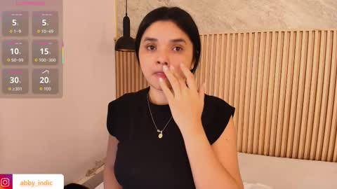 Indi Catalina online show from 12-15-25, 12:20