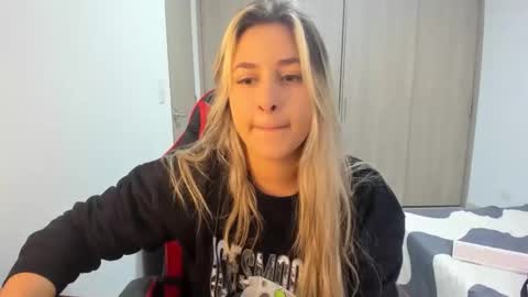 Lana online show from 12-16-25, 09:20