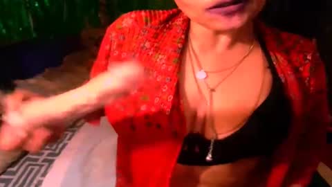 indian_blaze00 online show from 12-19-24, 06:56