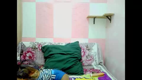 Snapshot of indian_sexybtx chatting on 10-11-25, 06:34 indian_sexybtx online show from 10-11-25, 06:34