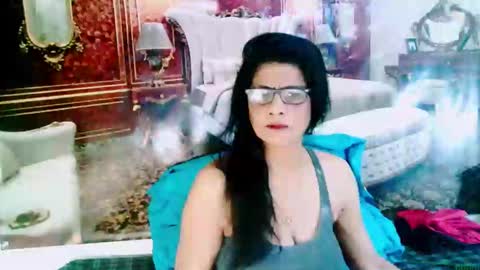 Femiez online show from 01-06-25, 05:41