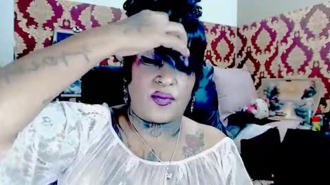 Snapshot of indiancatz2 chatting on 10-26-25, 02:34 anusha online show from 10-26-25, 02:34