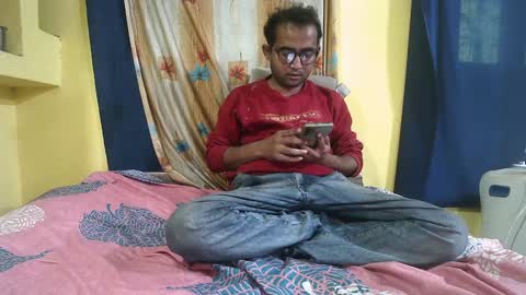 Snapshot of indiancumking chatting on 01-16-25, 05:00 inindiancumking online show from 01-16-25, 05:00