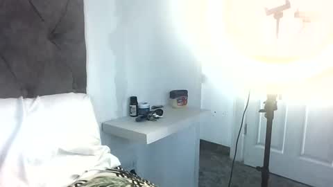 Snapshot of indianjasmin chatting on 10-30-25, 06:59 priya online show from 10-30-25, 06:59