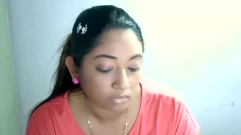 Snapshot of indianplaygal69 chatting on 10-23-25, 11:24 Indianpalgal69 online show from 10-23-25, 11:24