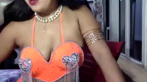 Radha online show from 11-21-25, 07:23