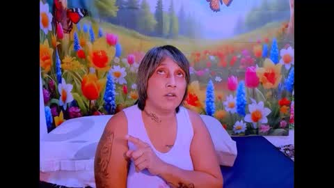 roxy online show from 10-19-25, 04:07