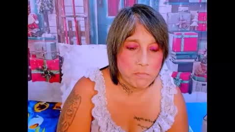 indianroxy27 online show from 12-03-25, 06:39