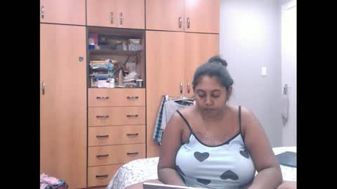 Snapshot of indianruby21 chatting on 02-07-25, 07:27 indianruby21 online show from 02-07-25, 07:27