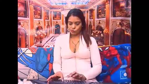 indiansexyass4u2luv online show from 11-16-25, 08:03