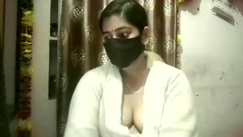 indiansexyqueen online show from 01-11-26, 07:52