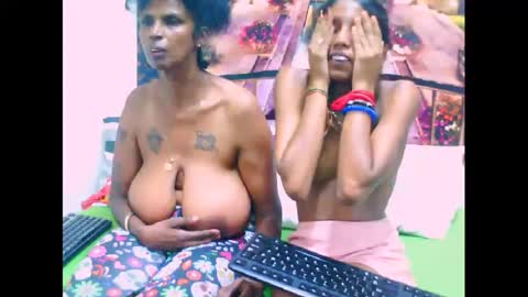 indiansexyslender4u2luv online show from 01-25-25, 12:47