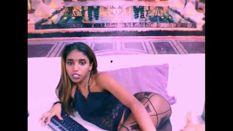 indiansexyslender4u2luv online show from 02-27-25, 09:22